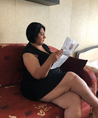 В Москве я создам для тебя незабываемую атмосферу нашего встречи. Я могу оказать тебе широкий спектр услуг, чтобы удовлетворить все твои дикие фантазии. Лишь представь, как я буду нежить тебя своими ласками, пока ты полностью расслабишься под моим прикосновением. У меня множество положительных отзывов от довольных клиентов, которые оценили мою непревзойденную работу. Фото, которые ты видишь, - лишь небольшая подсказка страсти и разврата, которыми я закручу тебя. Зайди ко мне, и мы окажемся в другом мире, полном удовольствия и наслаждения. Открой для себя новые грани наслаждения вместе со мной! 🌟🔥 12650, 41 год